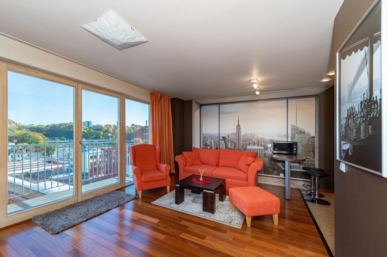 Panoramic City Centre Apartment By Polo Apartments Kaunas Ngoại thất bức ảnh