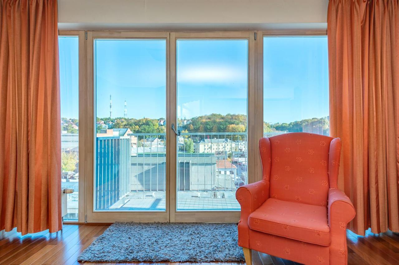 Panoramic City Centre Apartment By Polo Apartments Kaunas Ngoại thất bức ảnh