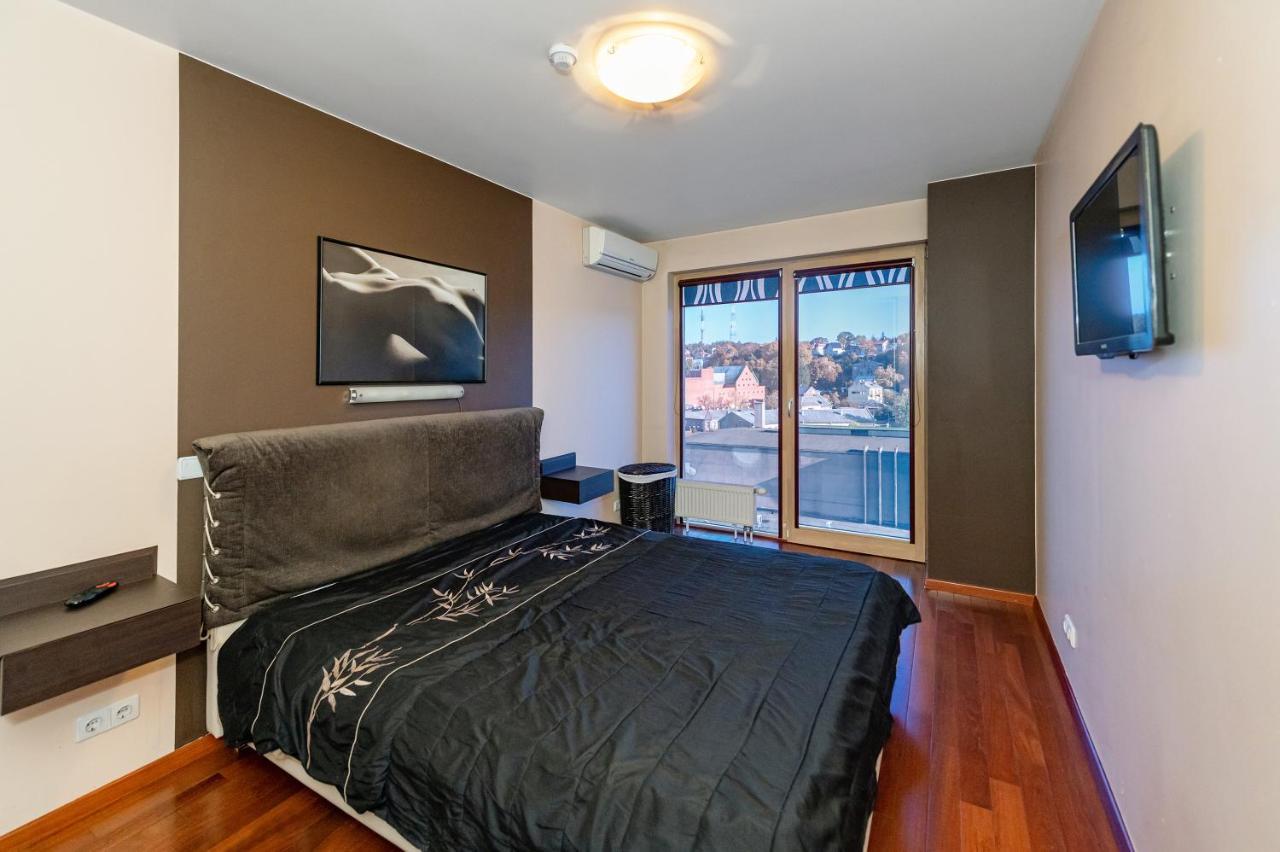 Panoramic City Centre Apartment By Polo Apartments Kaunas Ngoại thất bức ảnh