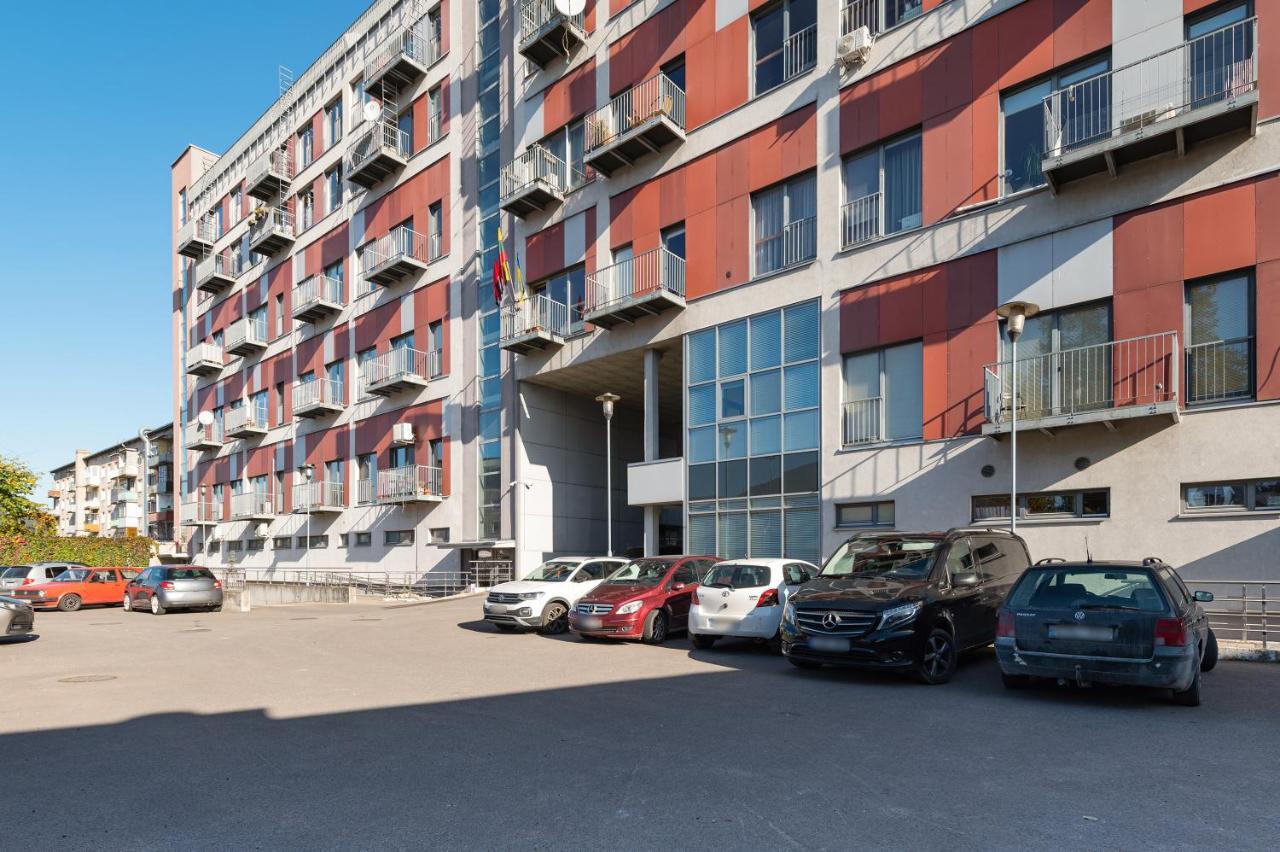 Panoramic City Centre Apartment By Polo Apartments Kaunas Ngoại thất bức ảnh